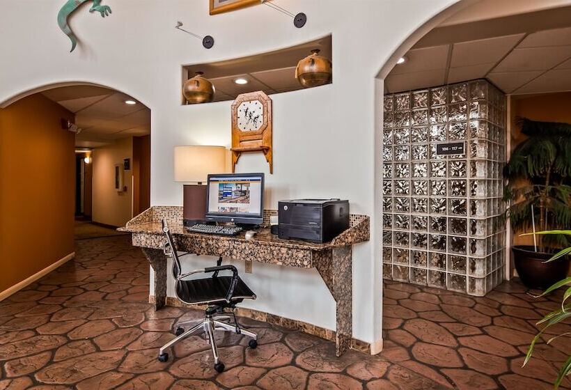 فندق Best Western Kiva Inn