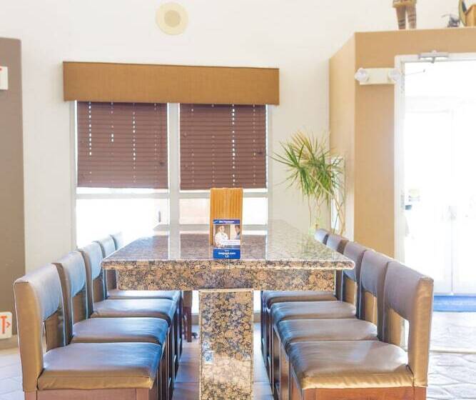 فندق Best Western Kiva Inn