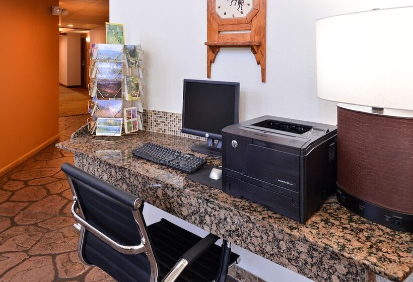 فندق Best Western Kiva Inn
