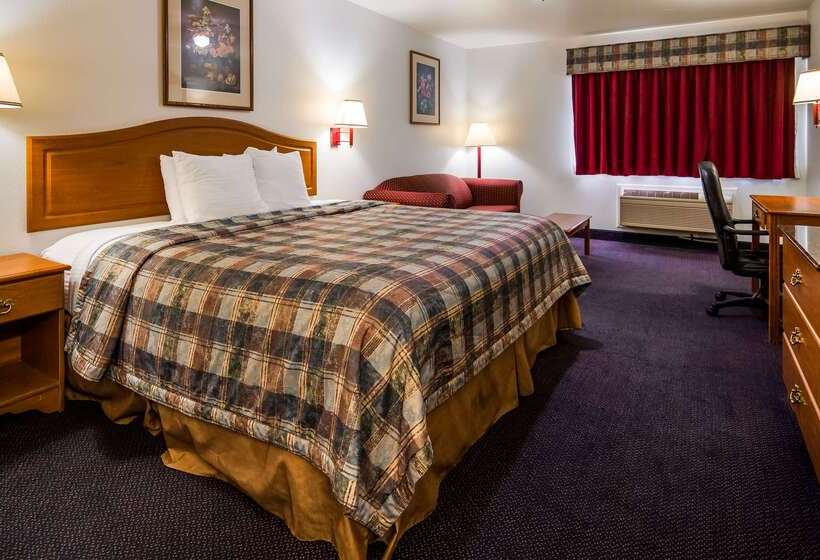 Отель Best Western Pineywoods Inn