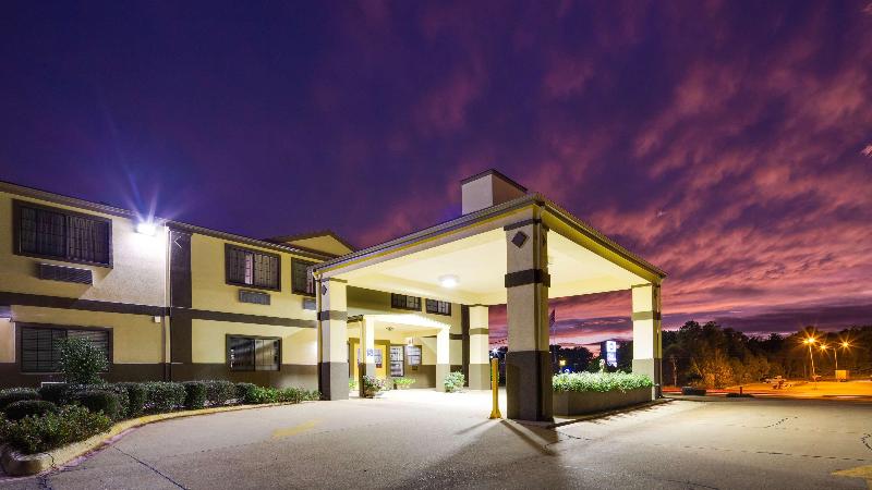 Отель Best Western Pineywoods Inn