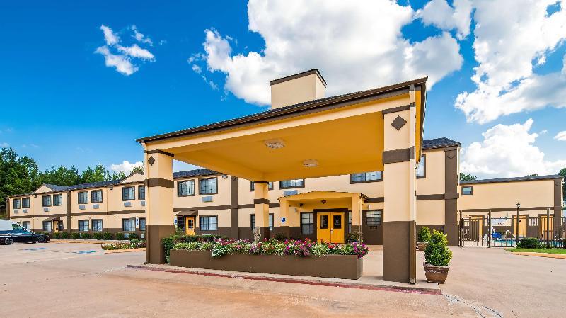 Отель Best Western Pineywoods Inn