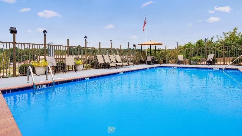 Отель Best Western Pineywoods Inn