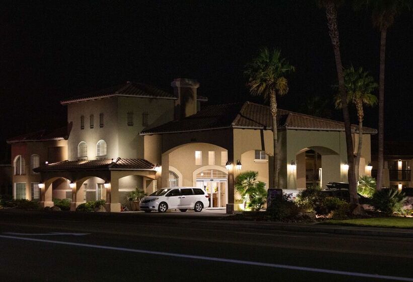 فندق Best Western Plus A Wayfarer S Inn & Suites