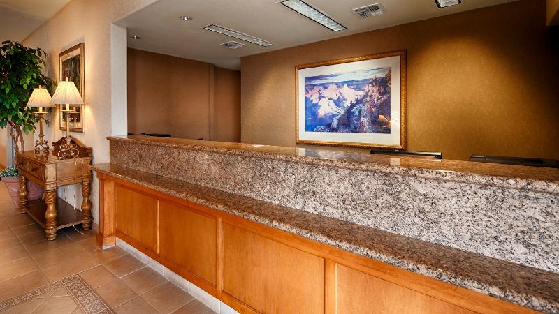 فندق Best Western Plus A Wayfarer S Inn & Suites