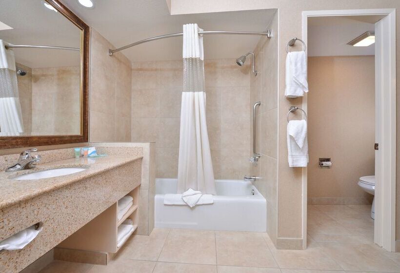 فندق Best Western Plus Big America