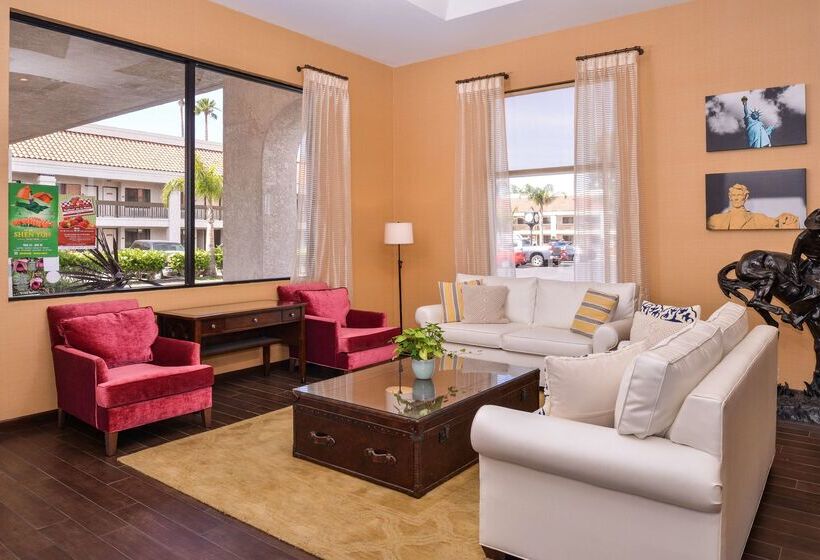 בית מלון כפרי Best Western Plus Big America