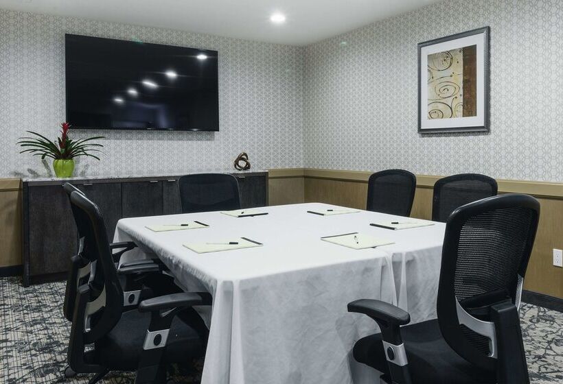 호텔 Best Western Plus Carriage Inn