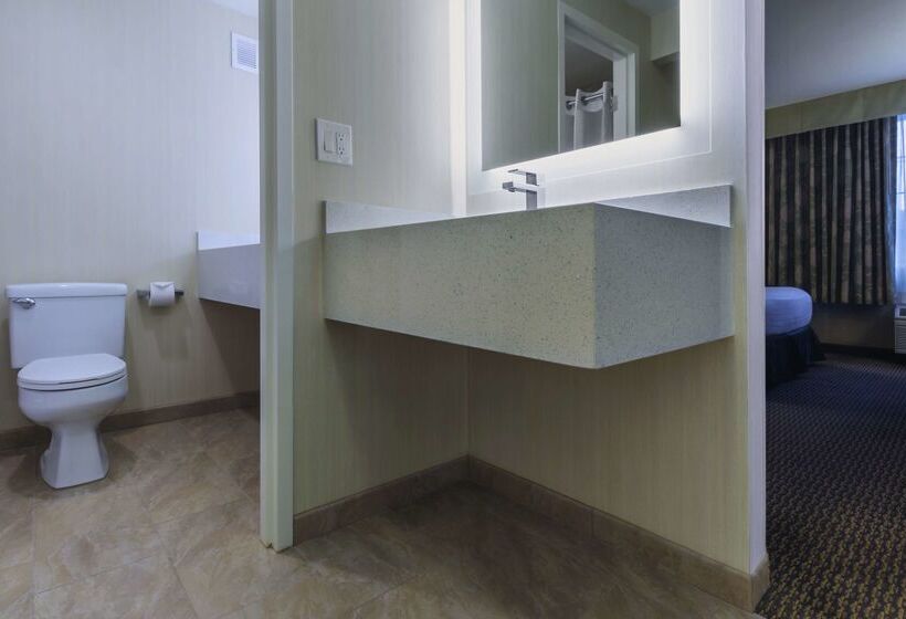 호텔 Best Western Plus Carriage Inn