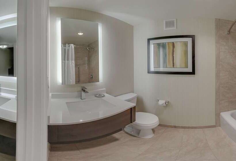 호텔 Best Western Plus Carriage Inn