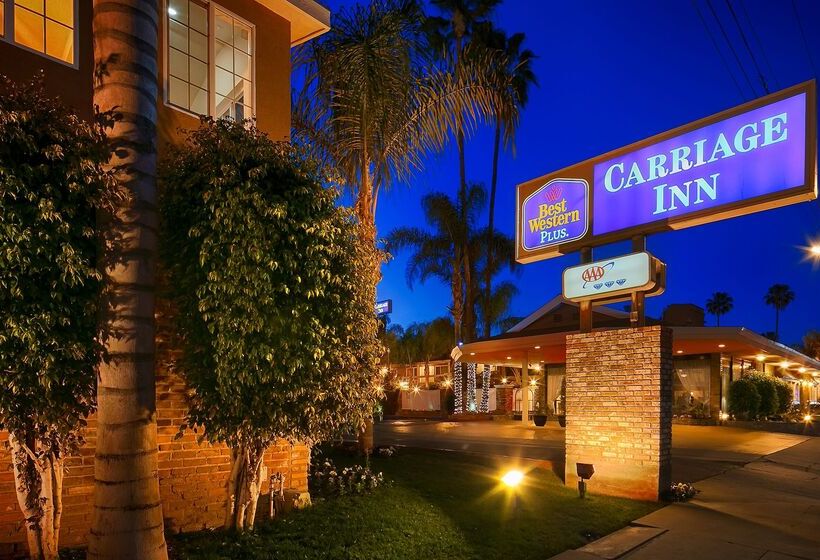 호텔 Best Western Plus Carriage Inn