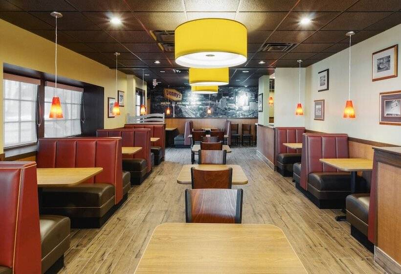 호텔 Best Western Plus Carriage Inn