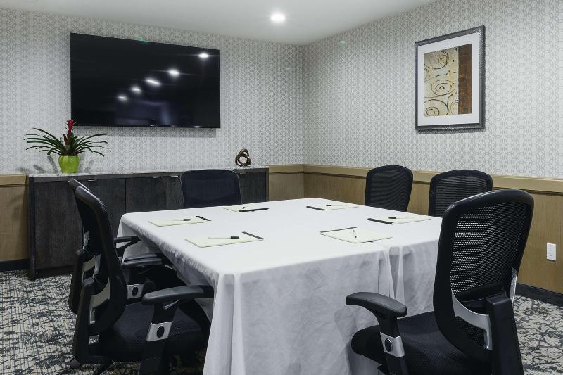 호텔 Best Western Plus Carriage Inn