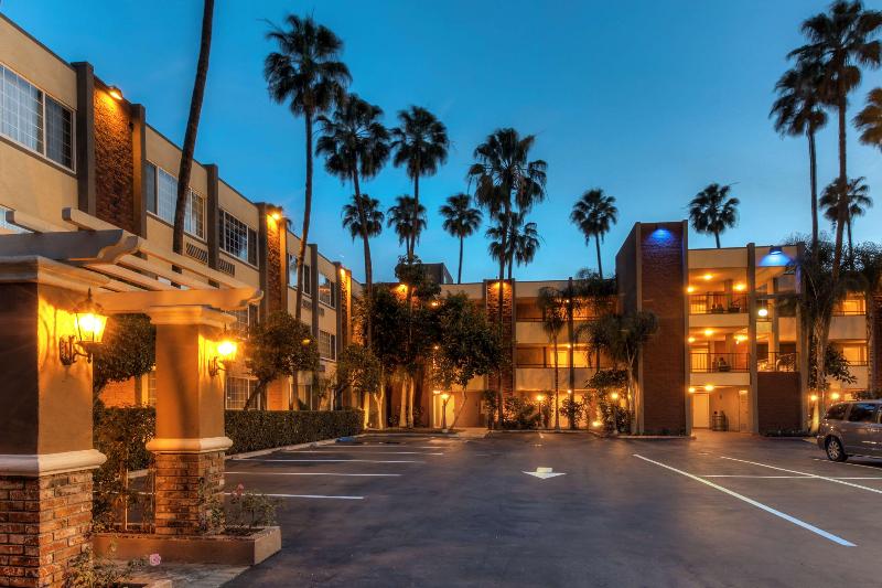 호텔 Best Western Plus Carriage Inn