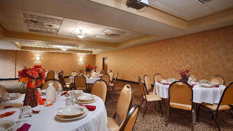 בית מלון כפרי Best Western Plus Dakota Ridge