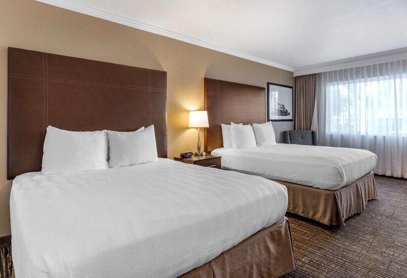 ホテル Best Western Plus Garden Court Inn