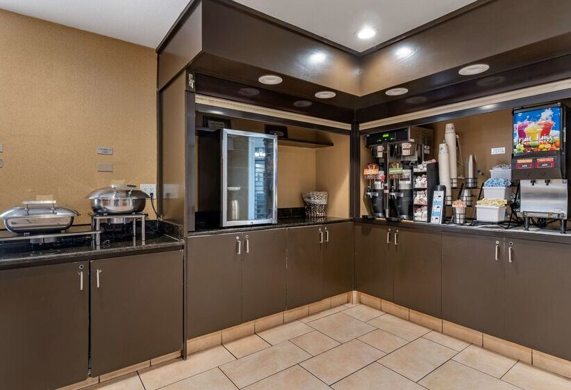 ホテル Best Western Plus Garden Court Inn