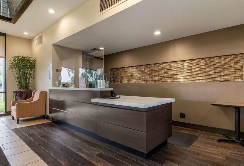 ホテル Best Western Plus Garden Court Inn