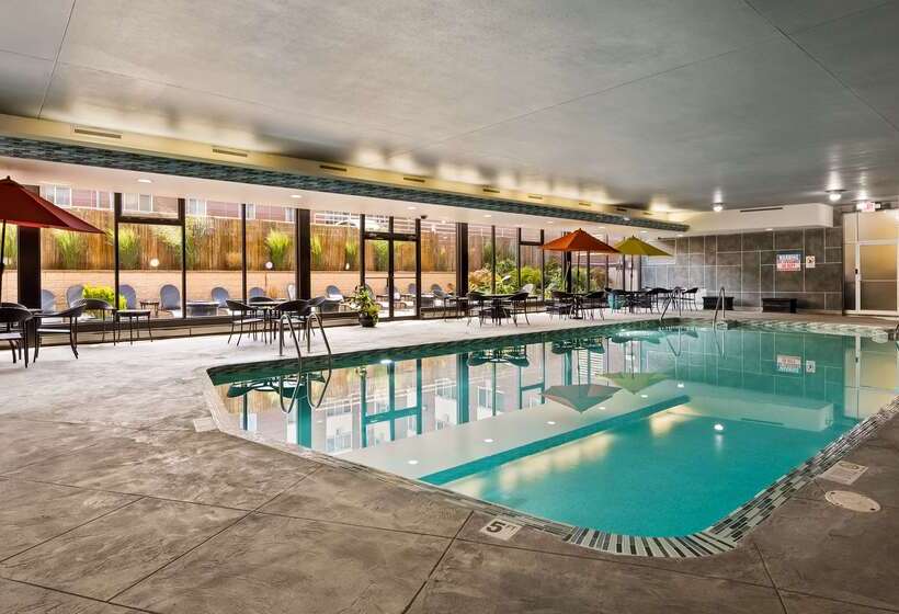 酒店 Best Western Plus Milwaukee West