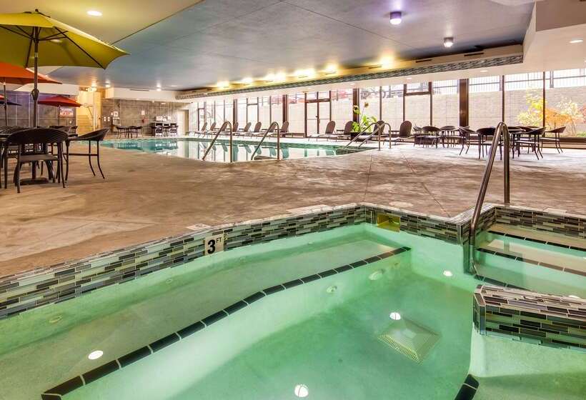 酒店 Best Western Plus Milwaukee West