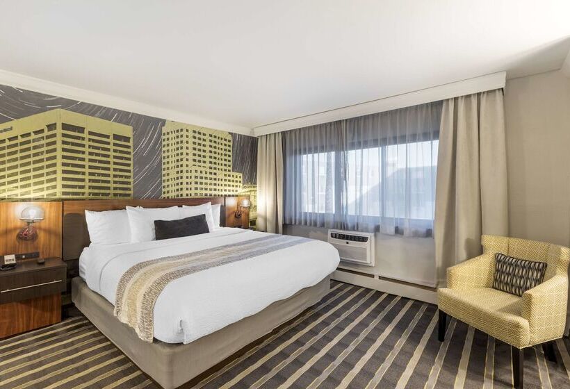 هتل Best Western Plus Milwaukee West