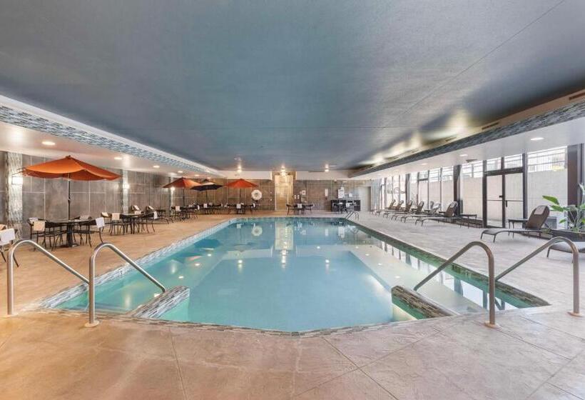 酒店 Best Western Plus Milwaukee West