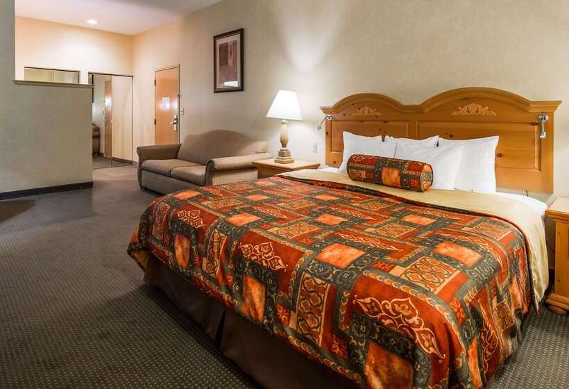 ホテル Best Western Plus Revere Inn & Suites