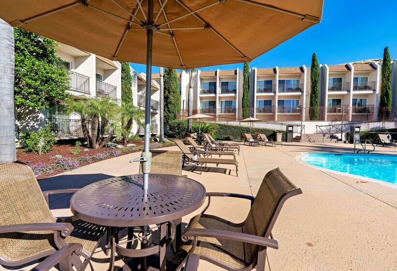 فندق Best Western Plus Royal Oak