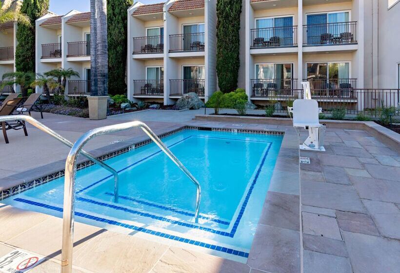 فندق Best Western Plus Royal Oak