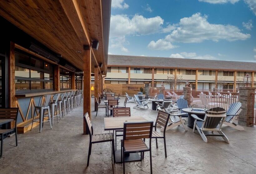 فندق Best Western Plus Saddleback Inn And Conference Center