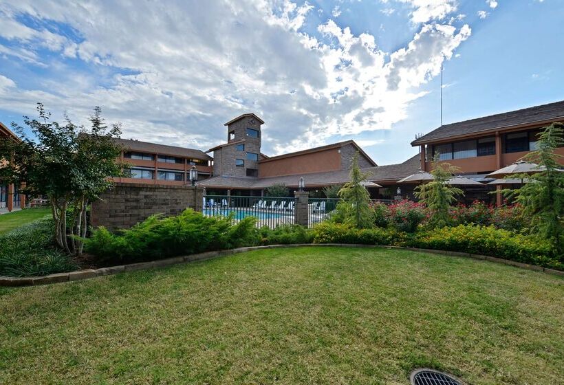 فندق Best Western Plus Saddleback Inn And Conference Center