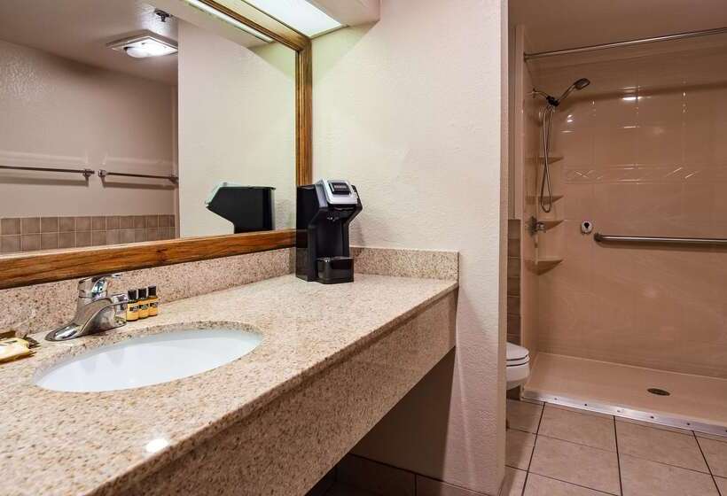 فندق Best Western Plus Saddleback Inn And Conference Center