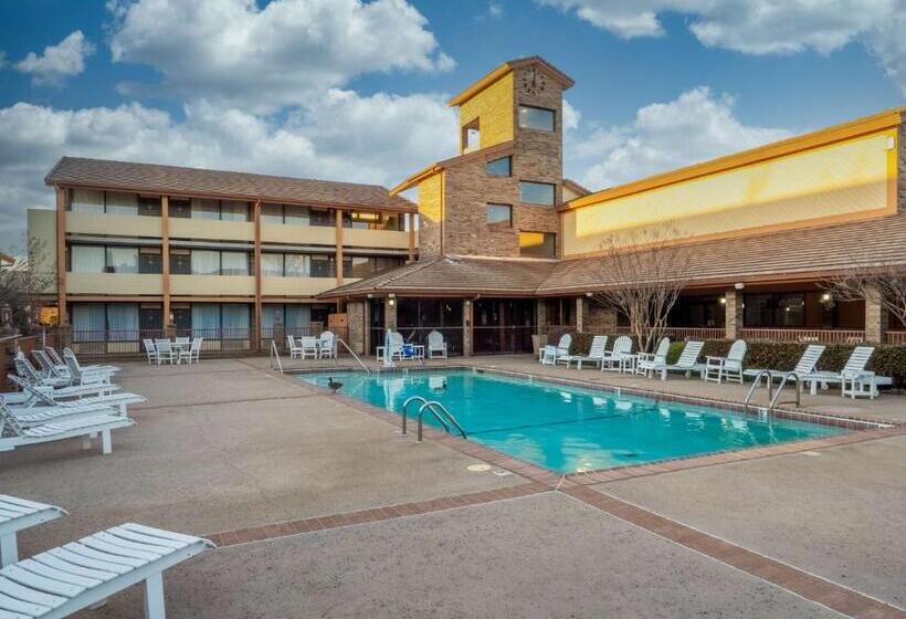 فندق Best Western Plus Saddleback Inn And Conference Center