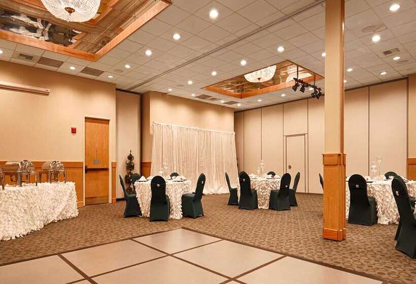 فندق Best Western Plus Silverdale Beach