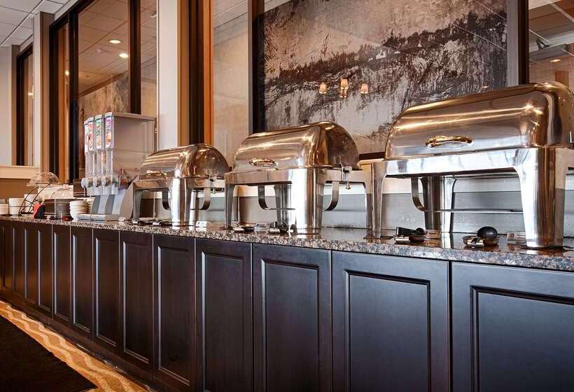 فندق Best Western Plus Silverdale Beach