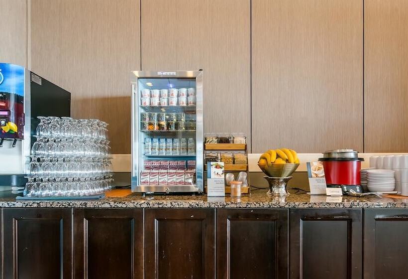 فندق Best Western Plus Silverdale Beach