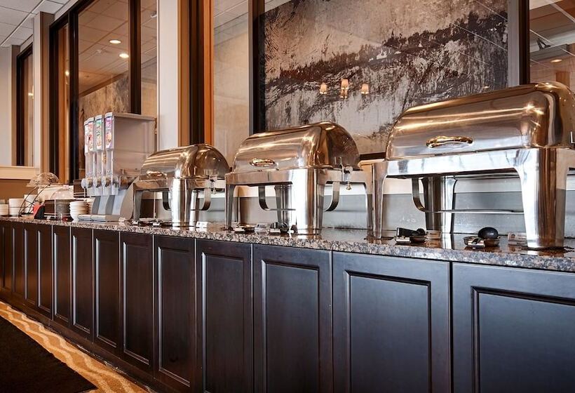 فندق Best Western Plus Silverdale Beach