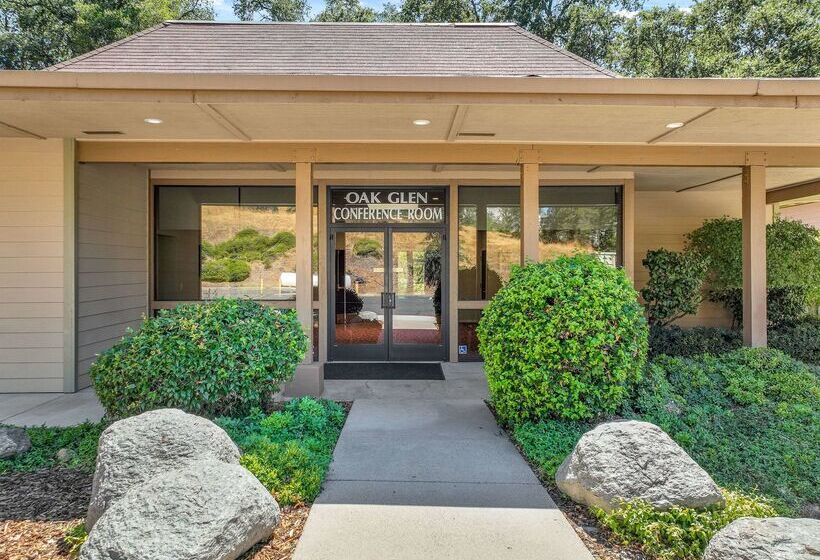 Best Western Plus Sonora Oaks Hotel And Conference Center