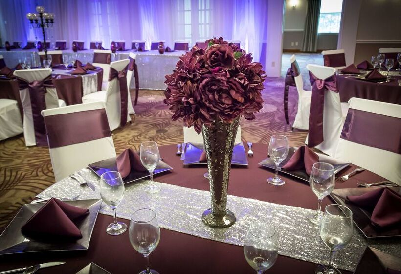 בית מלון כפרי Best Western Plus Steeplegate Inn