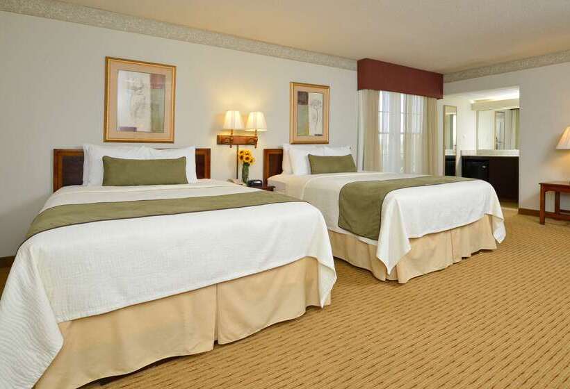 בית מלון כפרי Best Western Plus Steeplegate Inn