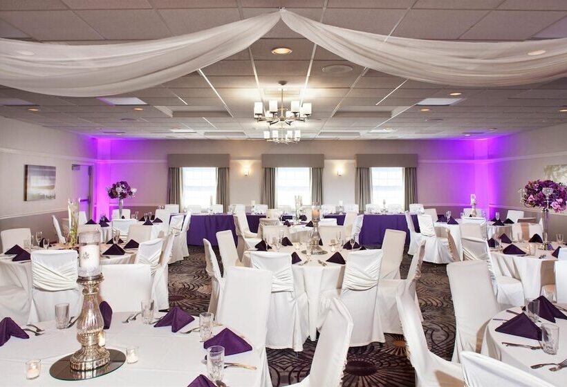 هتل Best Western Plus Steeplegate Inn