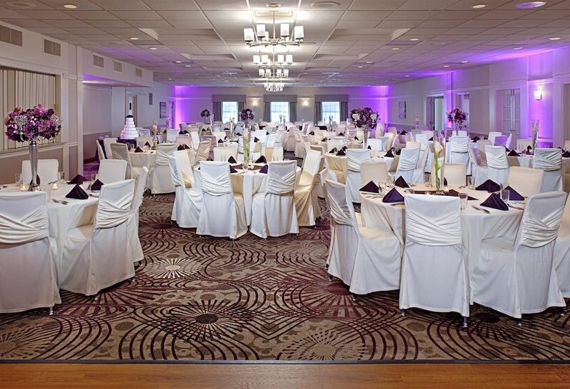 هتل Best Western Plus Steeplegate Inn