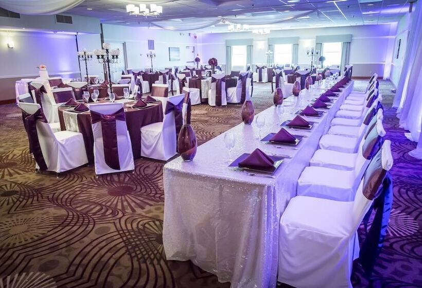 בית מלון כפרי Best Western Plus Steeplegate Inn