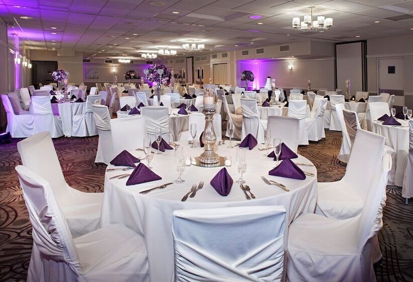 בית מלון כפרי Best Western Plus Steeplegate Inn