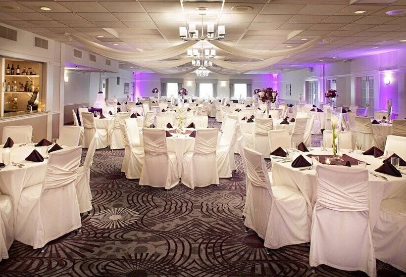 בית מלון כפרי Best Western Plus Steeplegate Inn