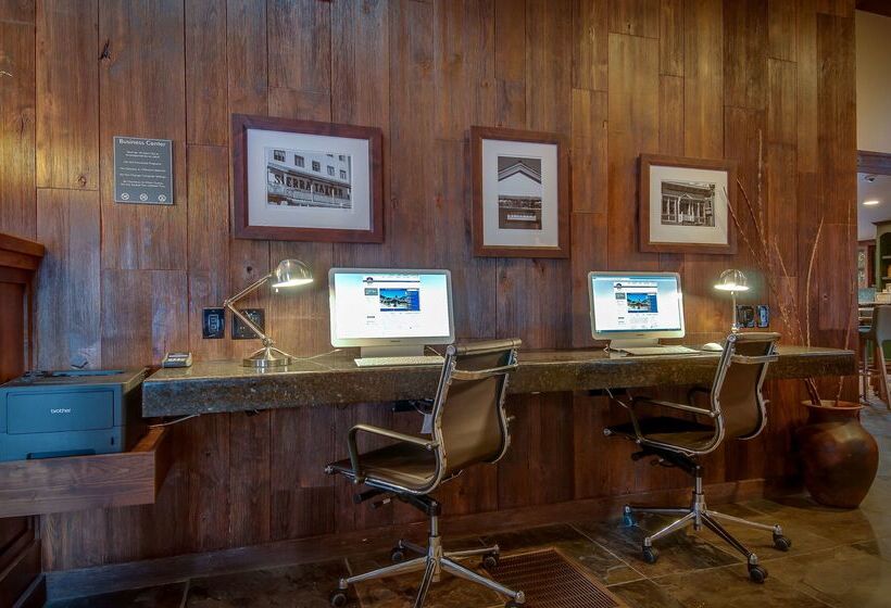 호텔 Best Western Plus Truckeetahoe