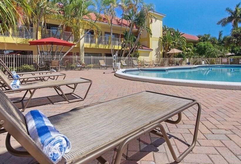 فندق Oasis Boca Raton