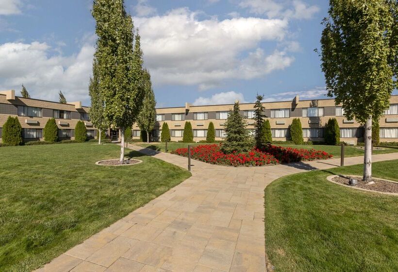 ホテル Best Western Plus University Inn