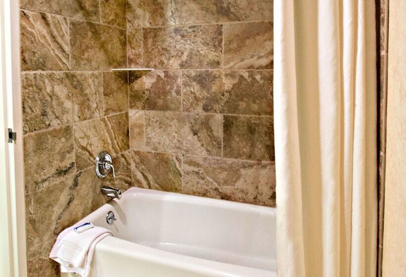 فندق Best Western Plus Weston Inn