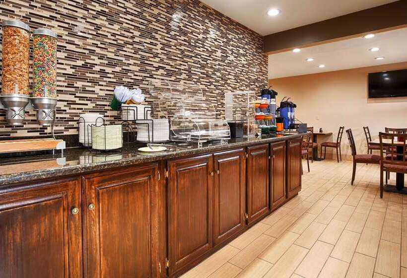 בית מלון כפרי Best Western Red Carpet Inn Hereford